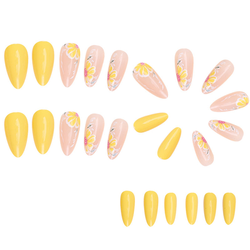 FA04 Milk Yellow Flower Nails