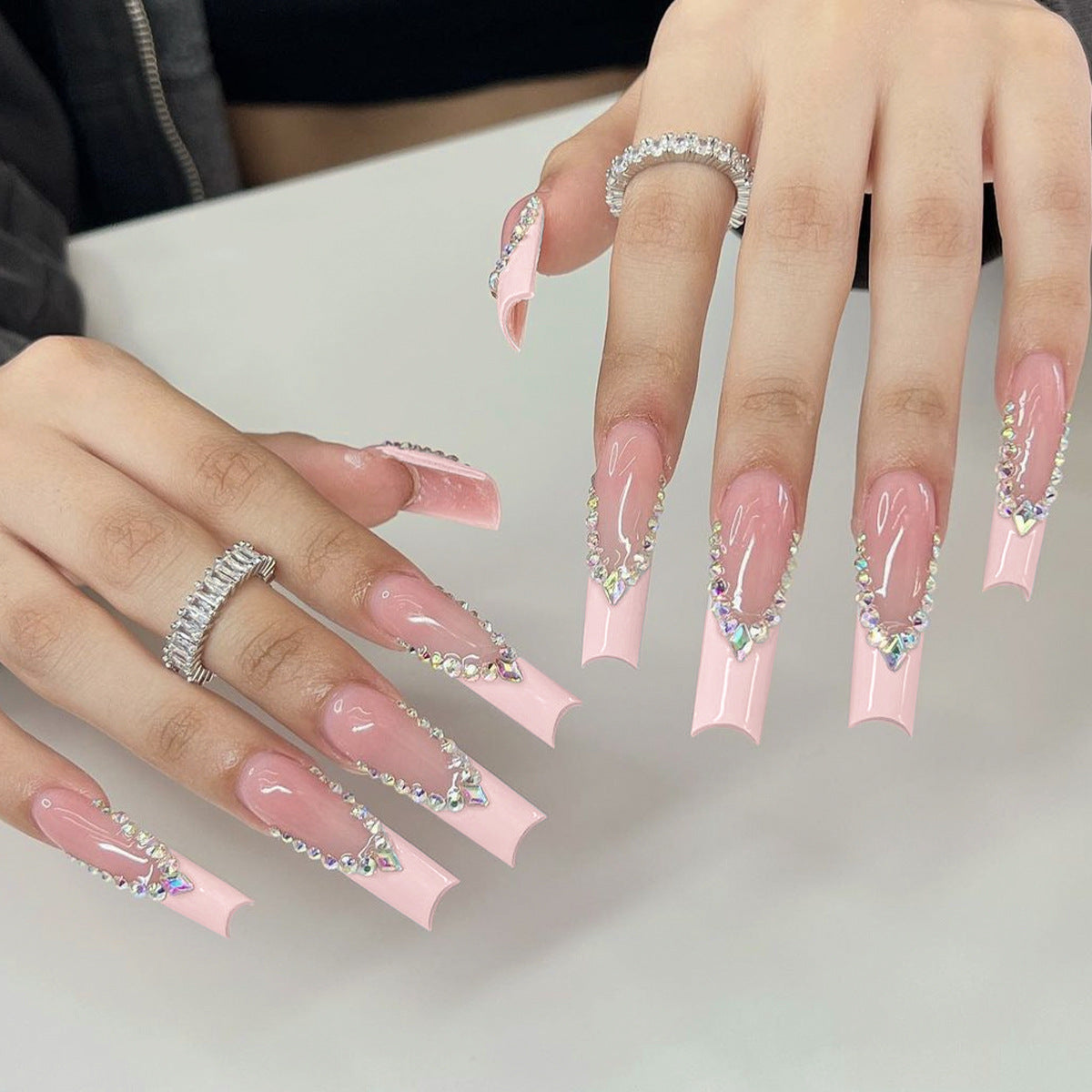 FM42 French Style With Diamond Nails